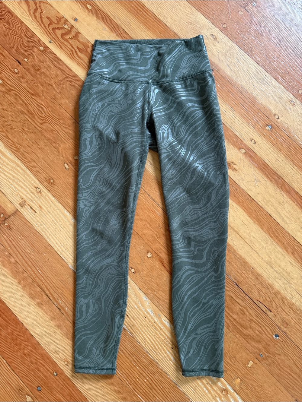 Fabletics Define Powerhold Olive Green 7/8 Leggings XXS or XS